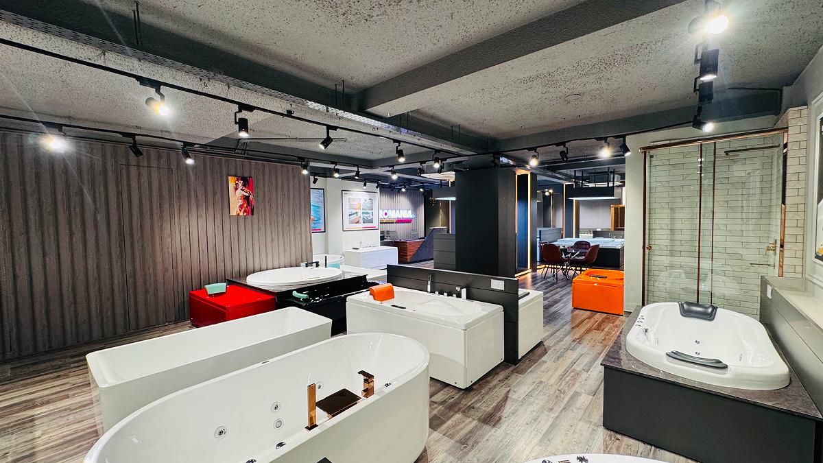 Showroom 3